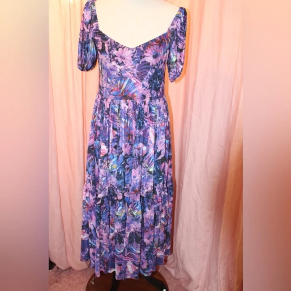Blackmilk Crystal Forest midaxi M NWT - Picture 3 of 7